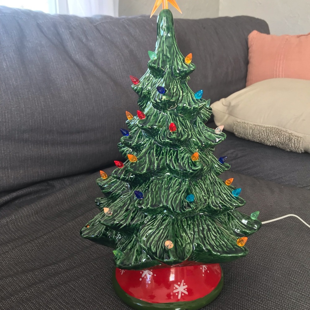 Ceramic light up Christmas tree